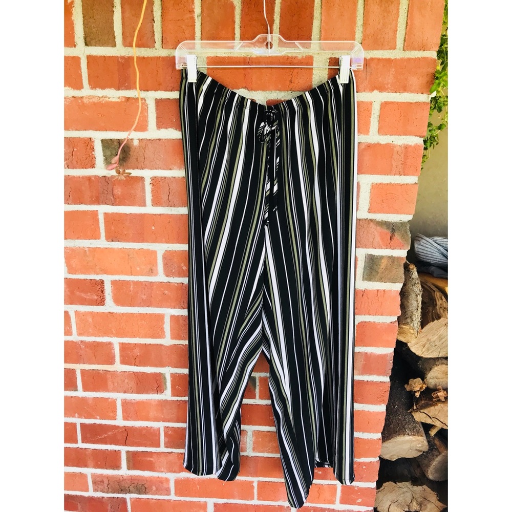 Loose comfy stripped pants